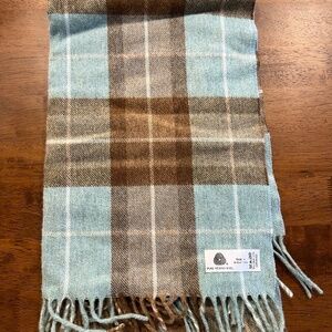 100% Finest Lambswool Scarf